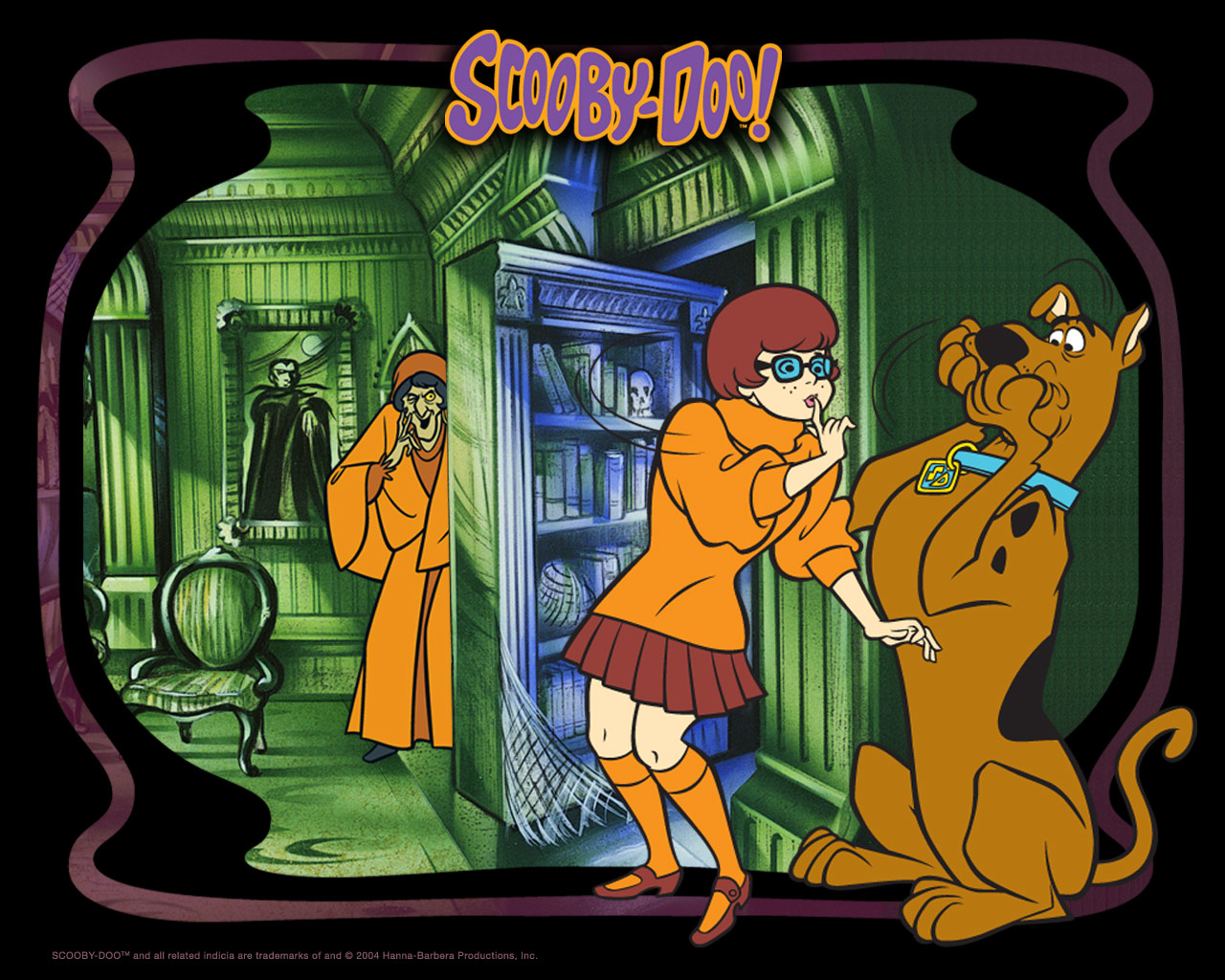 Scared Scooby Doo and Velma Wallpaper